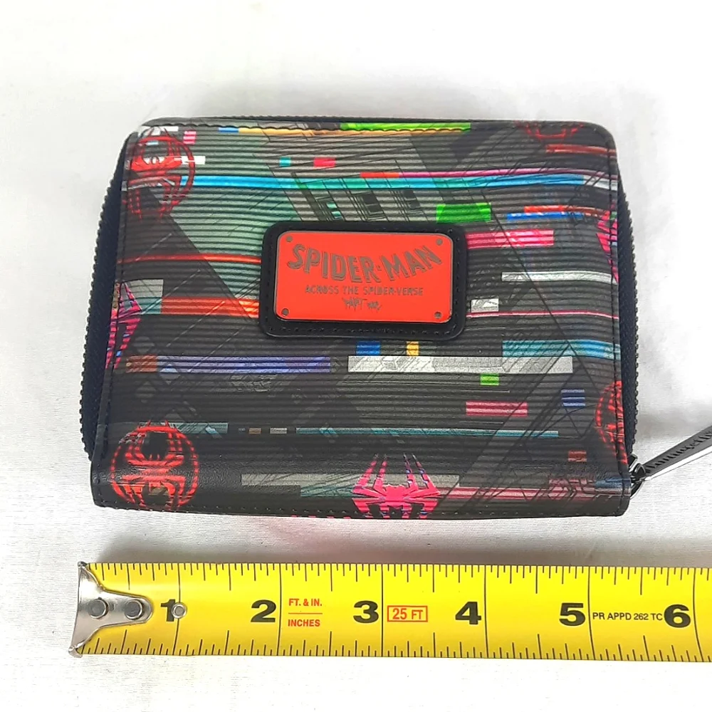 Loungefly Spiderman Spiderverse Lenticular Glow in The Dark Wallet Zip Around - Picture 10 of 11